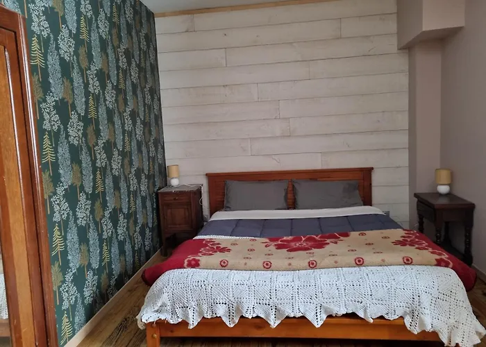 Отель La Forestiere *